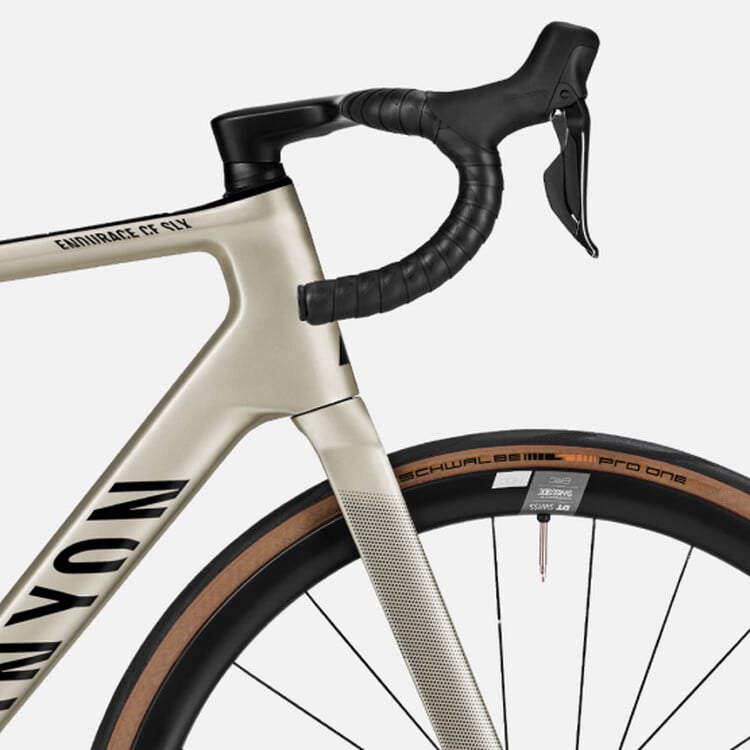Endurace CF SLX 8 Di2 Endurace CF SLX 8 Di2
