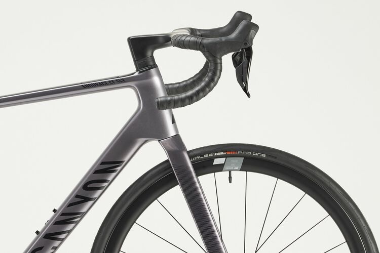 Endurace CF SLX 7 Di2 Endurace CF SLX 7 Di2