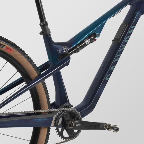 Lux Trail CF Di2 Lux Trail CF Di2