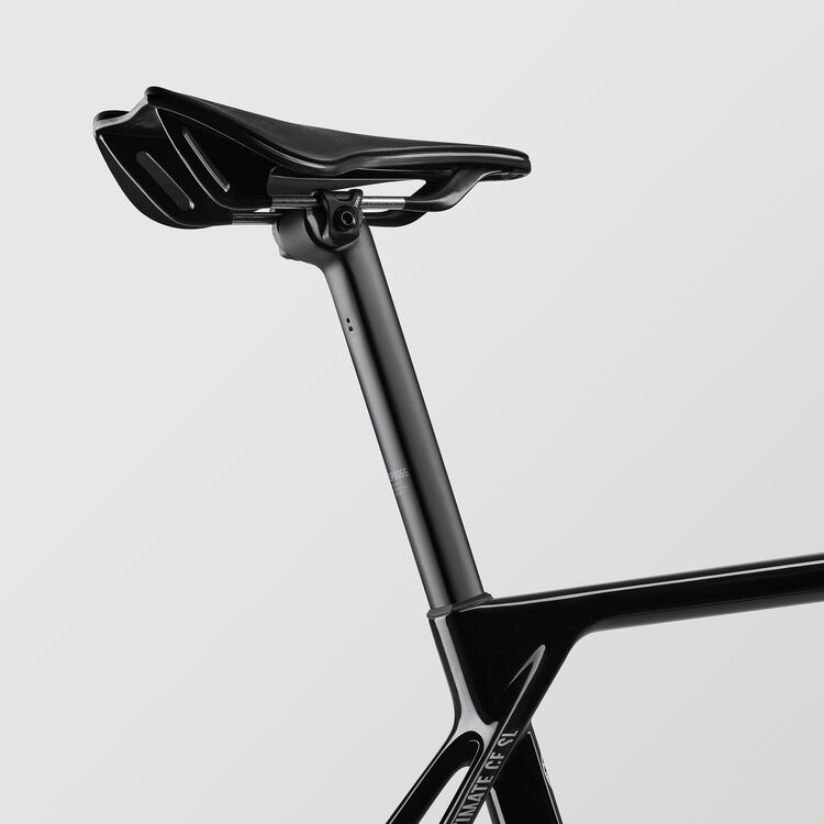 Ultimate CF SL 7 Di2 Aero Ultimate CF SL 7 Di2 Aero