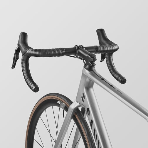Endurace CF 8 Di2 Endurace CF 8 Di2