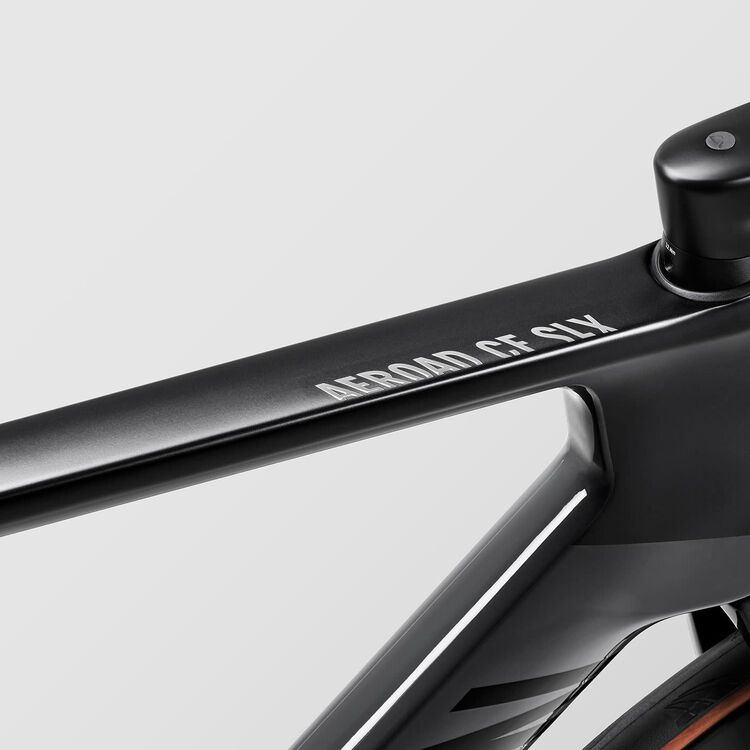 Aeroad CF SLX 7 AXS Aeroad CF SLX 7 AXS