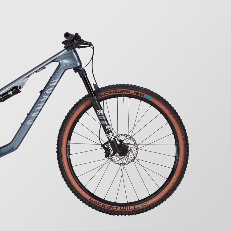 Lux Trail CF 6 Lux Trail CF 6
