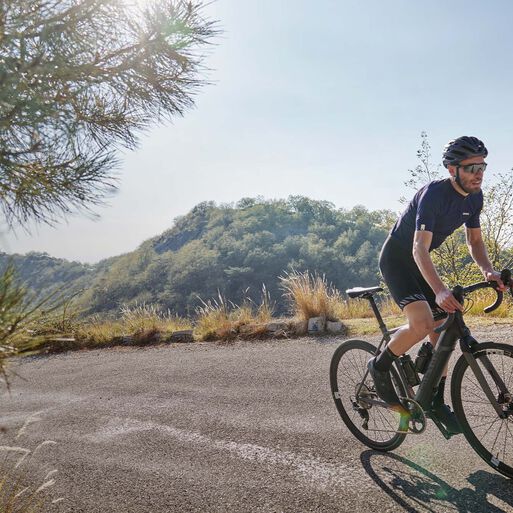 E-Bikes up to 3000 Euro E-Bikes up to 3000 Euro
