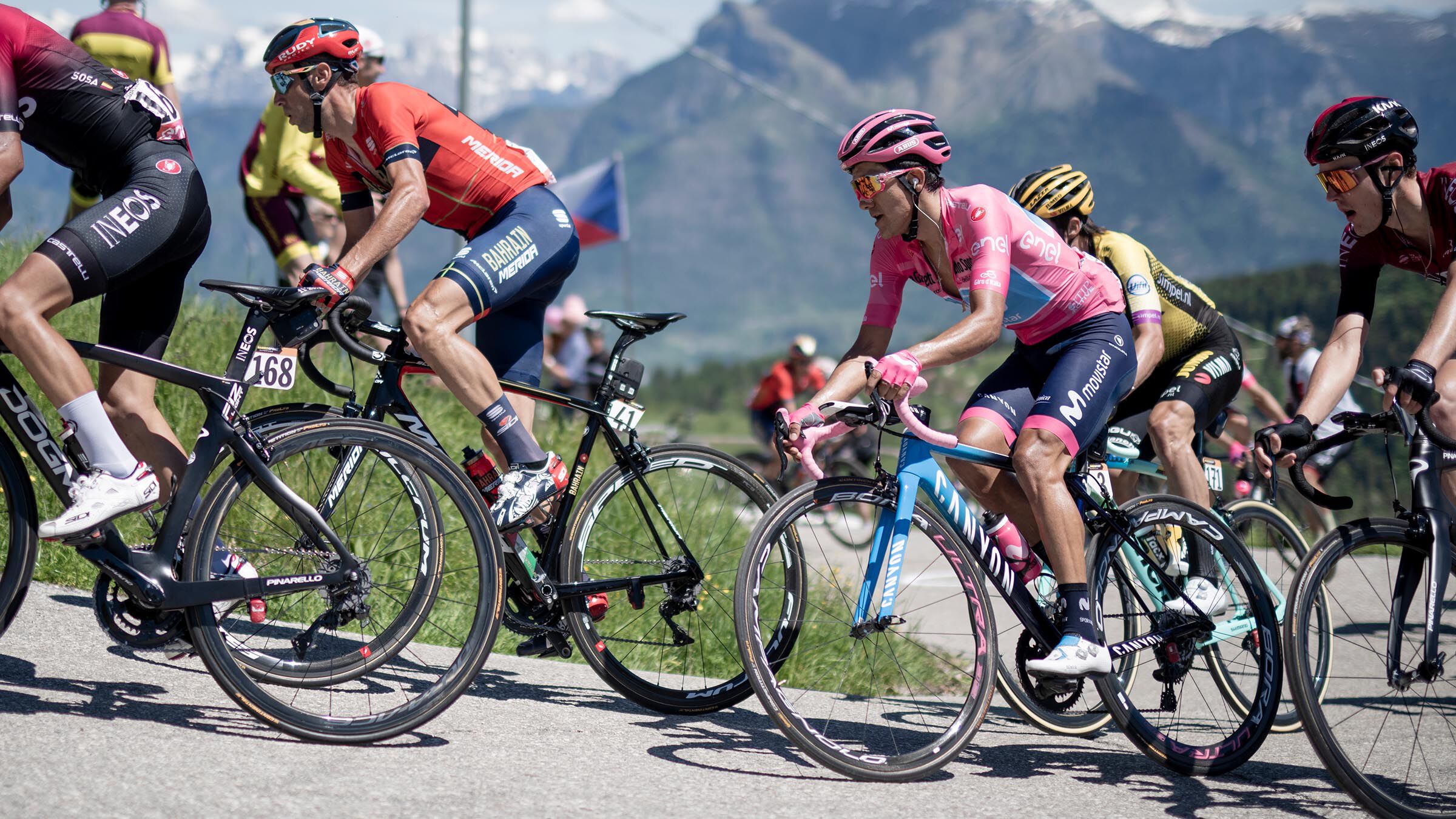 canyon ultimate road bike