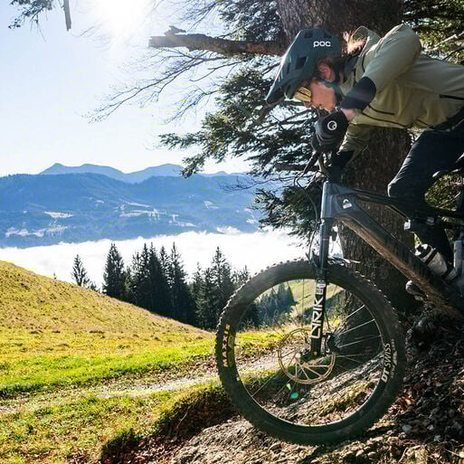 Women's full-suspension electric bikes Women's full-suspension electric bikes