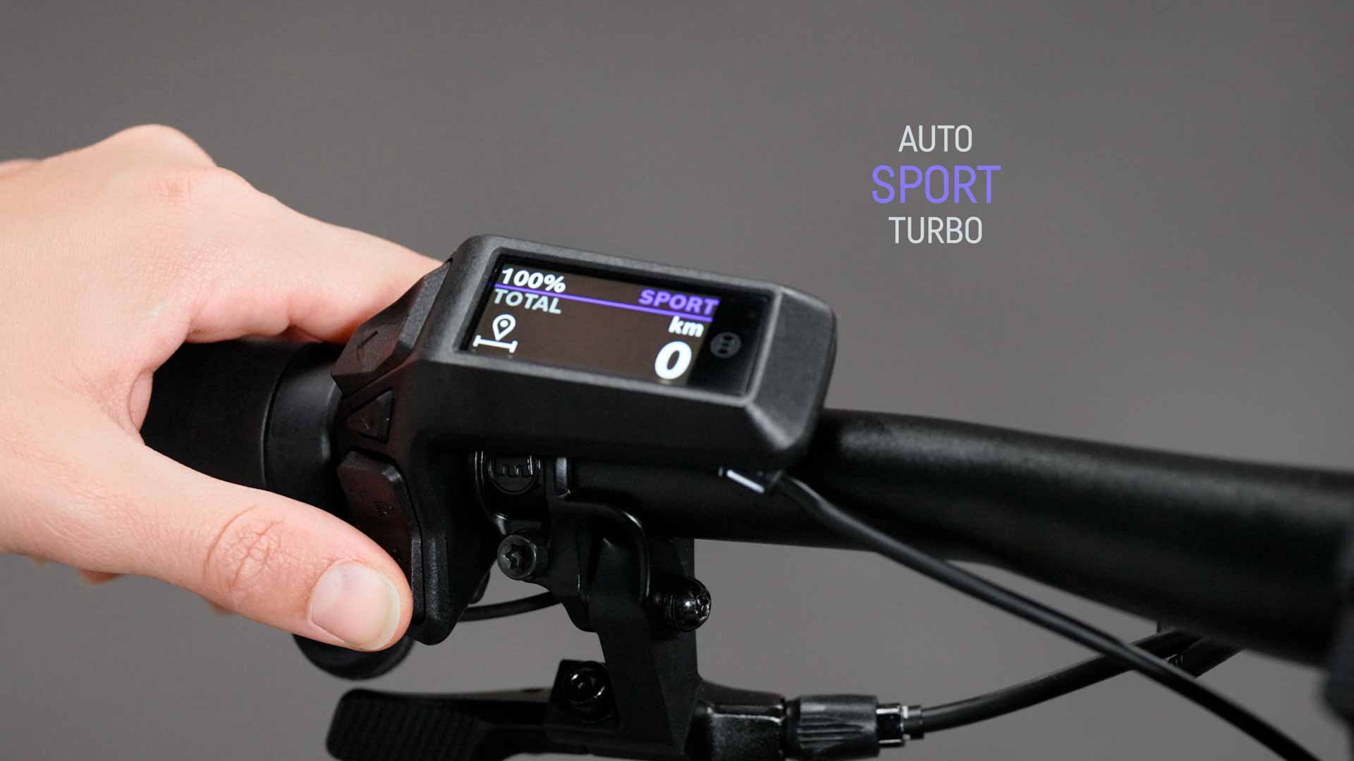 Usa o ecrã Bosch Purion 200 para alterar os modos de condução e luzes na tua Pathlite:ON SUV