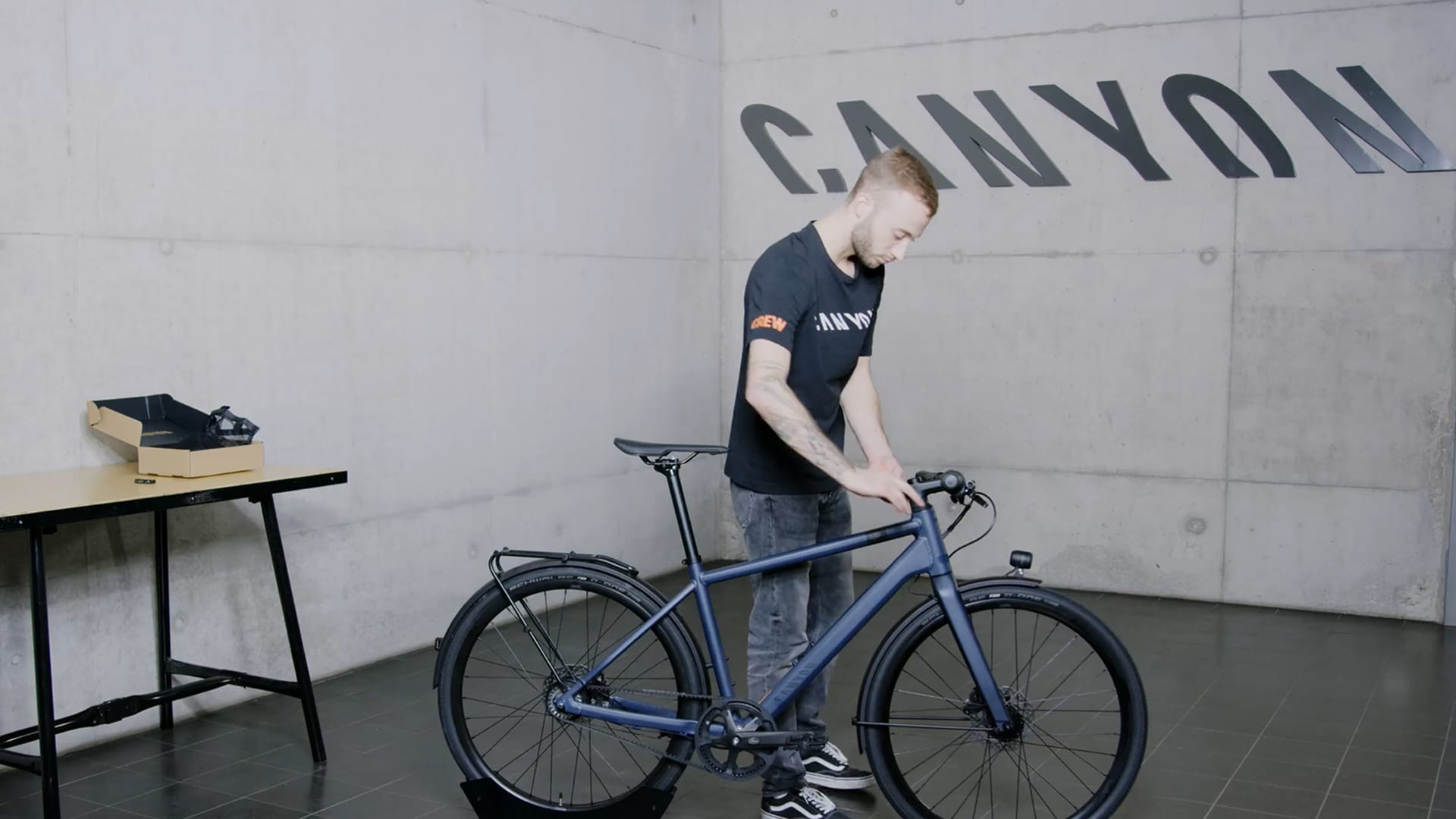 Commuter ハンドル高の調整方法