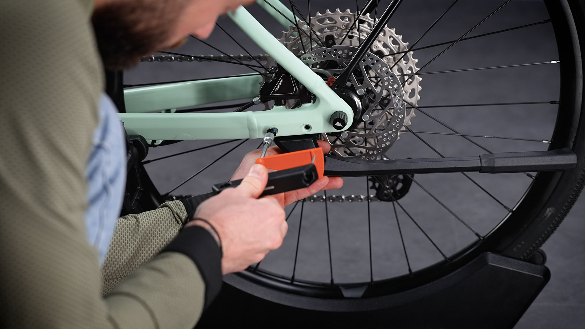 Install a kick stand on your Commuter:ON