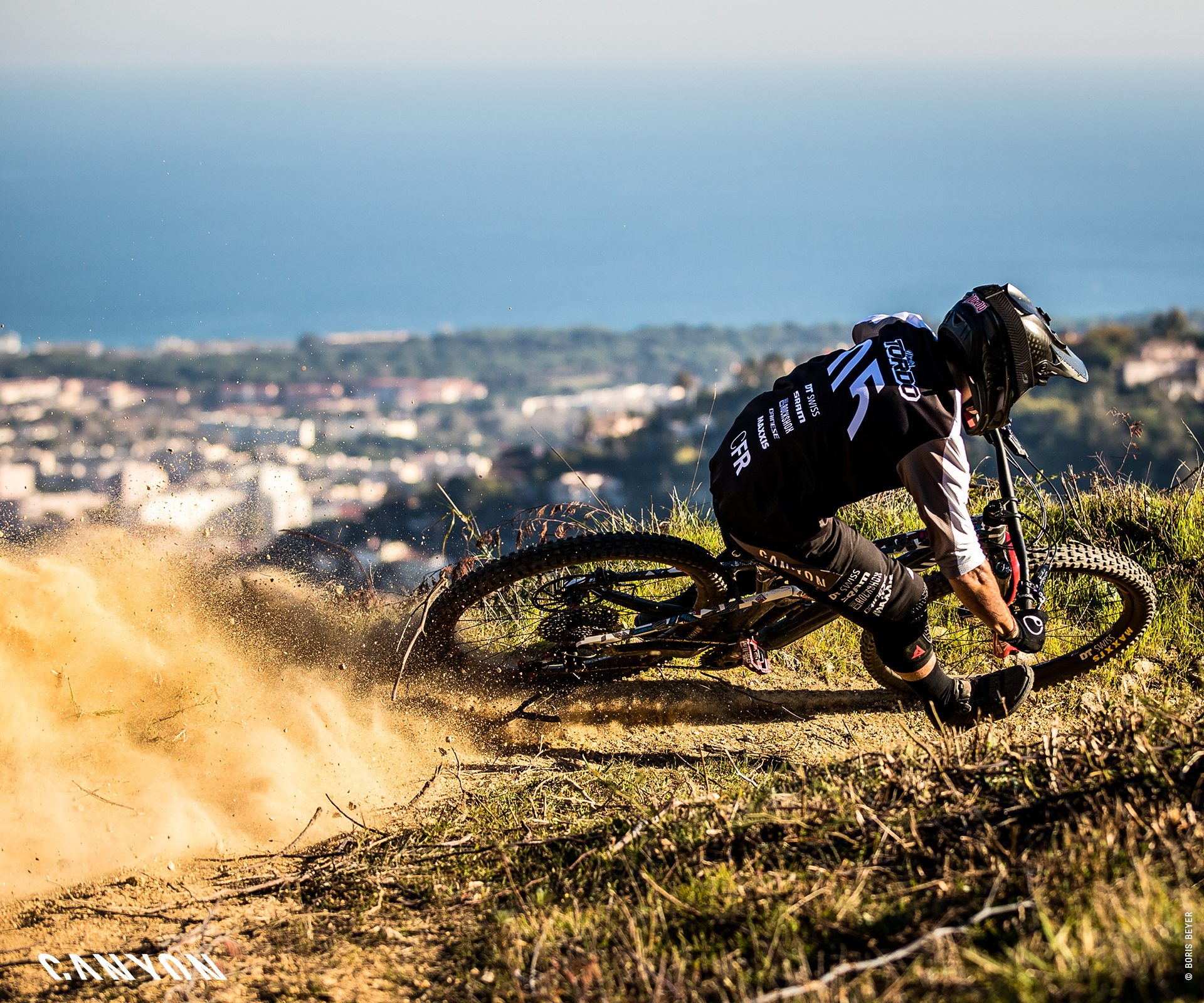 canyon downhill mountain bike