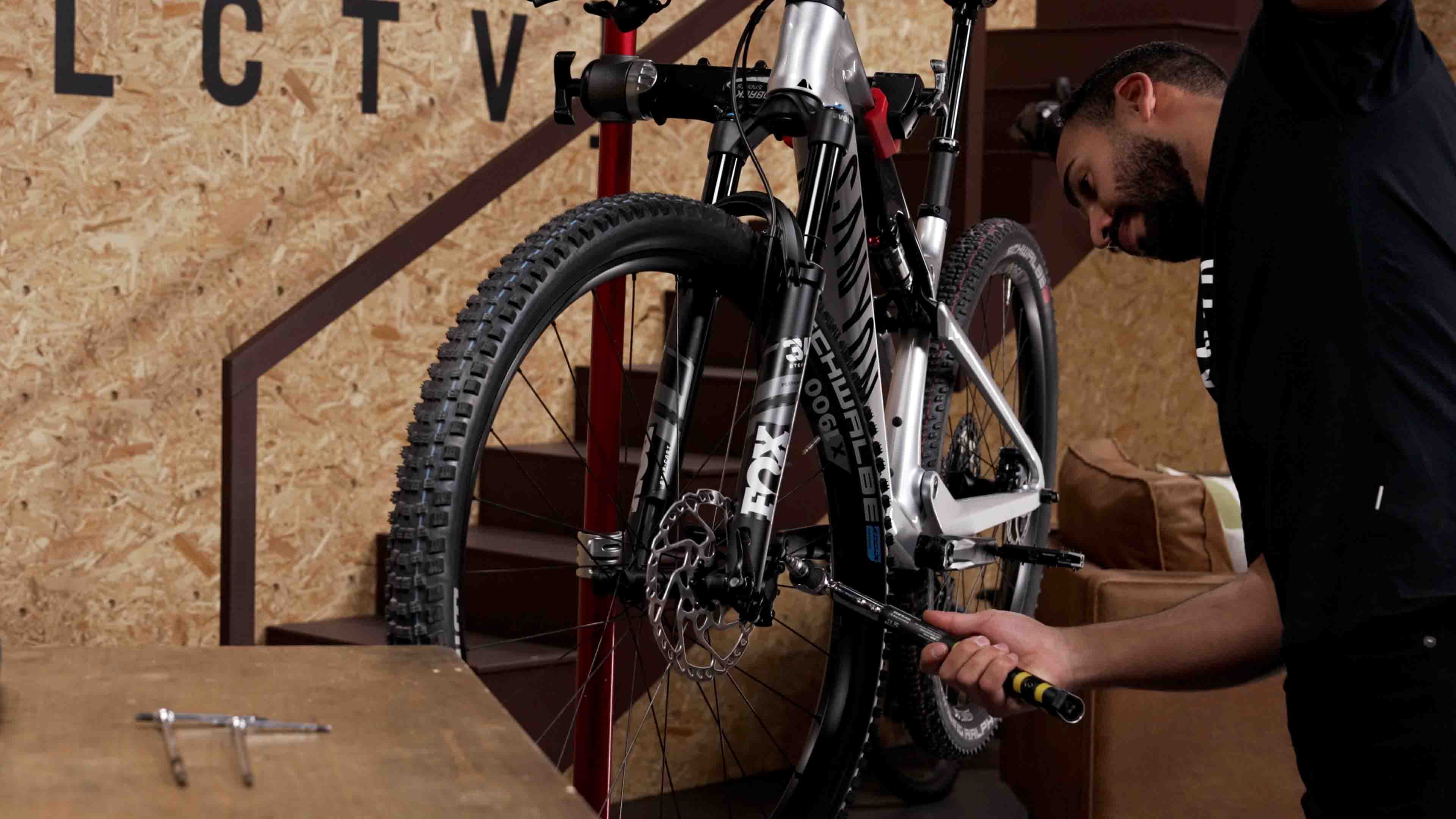 Neuron CF support CANYON US