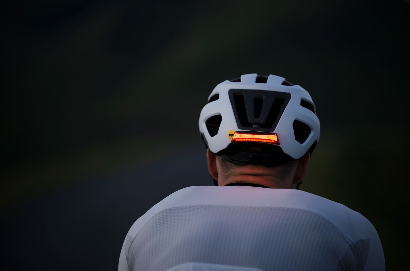 Stay Safe How to Choose Bike Lights for Winter Cycling? CANYON US