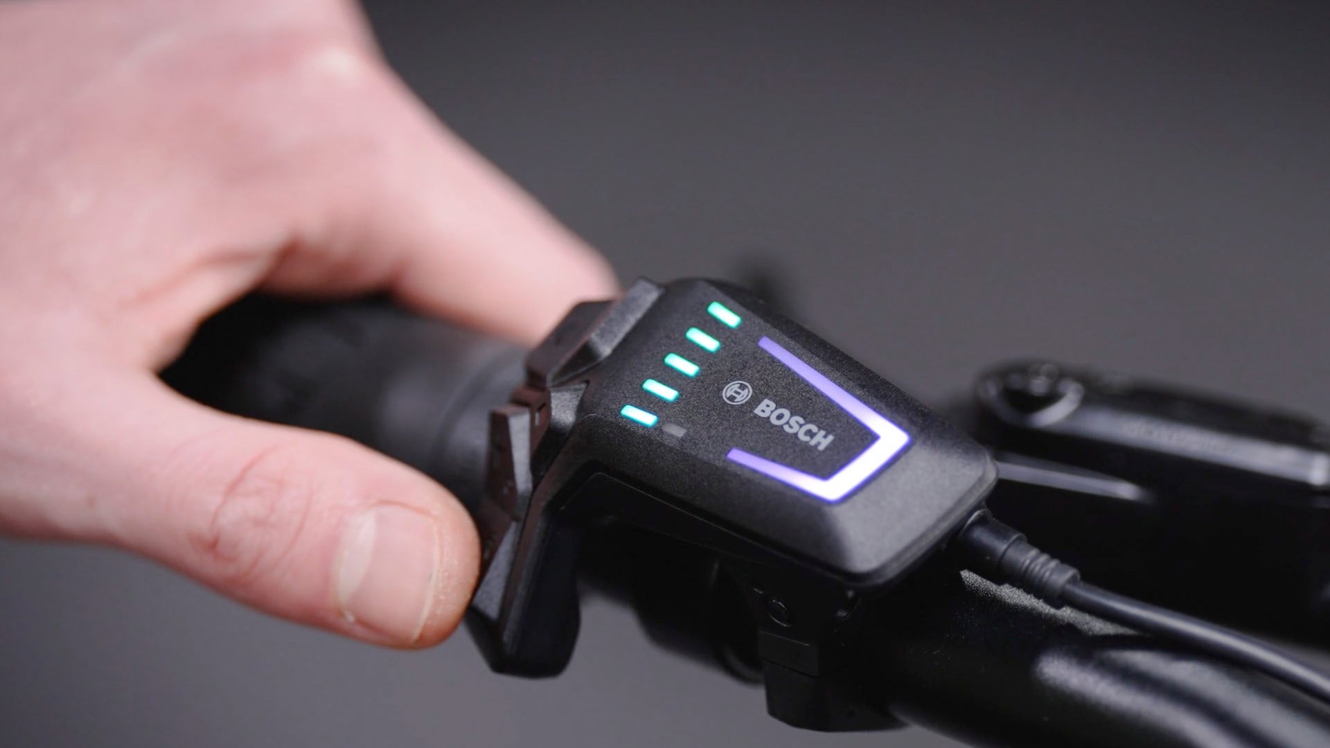 Using the remote to change ride modes and control lights on your Pathlite:ON SUV
