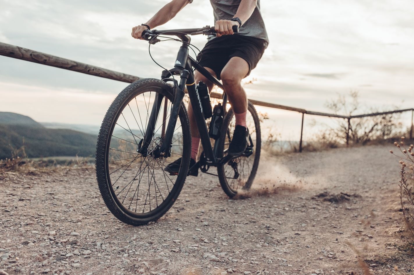 Hybrid Bike vs Road Bike Which is Better CANYON AE
